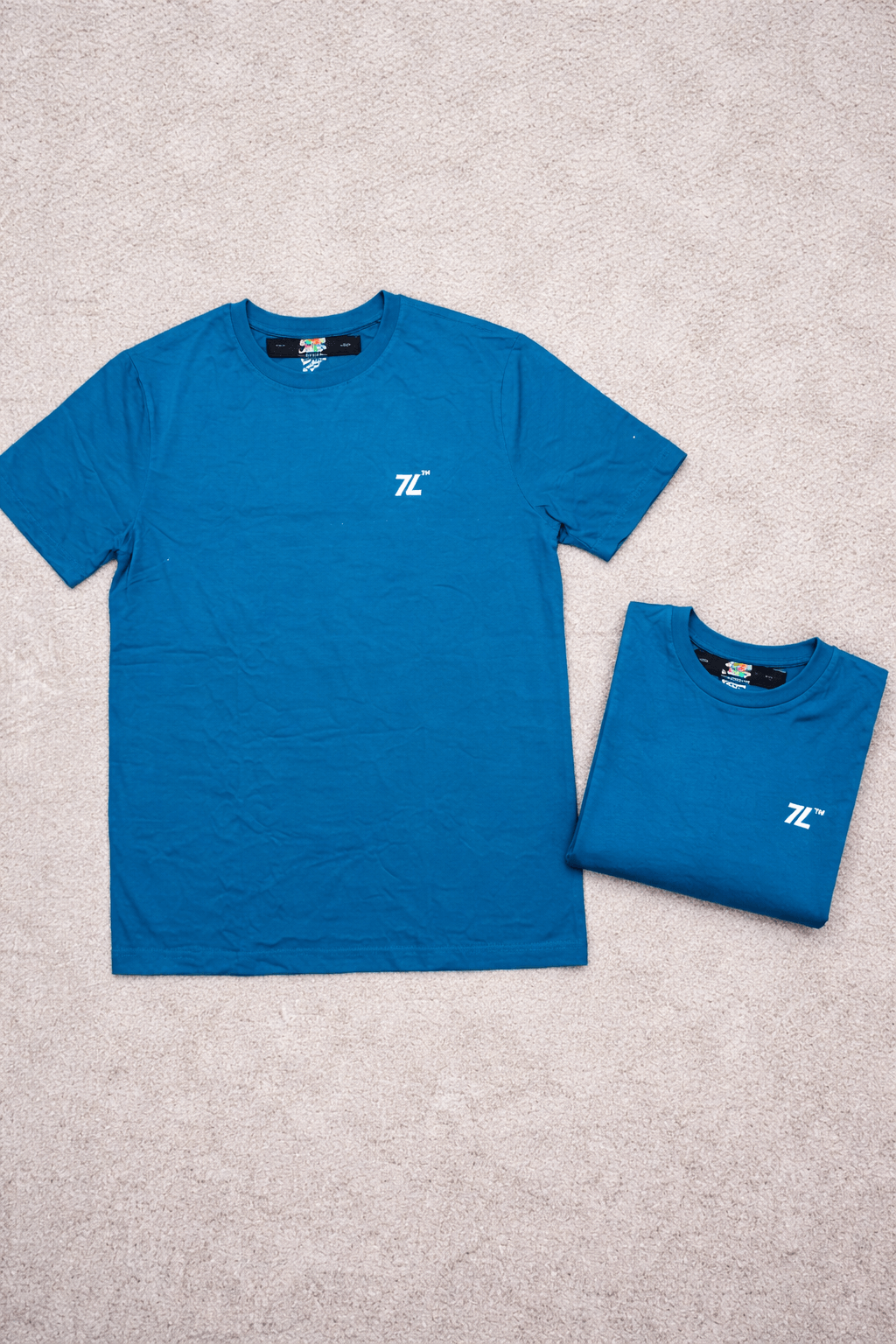 Round Neck -Turquoise Blue (2)